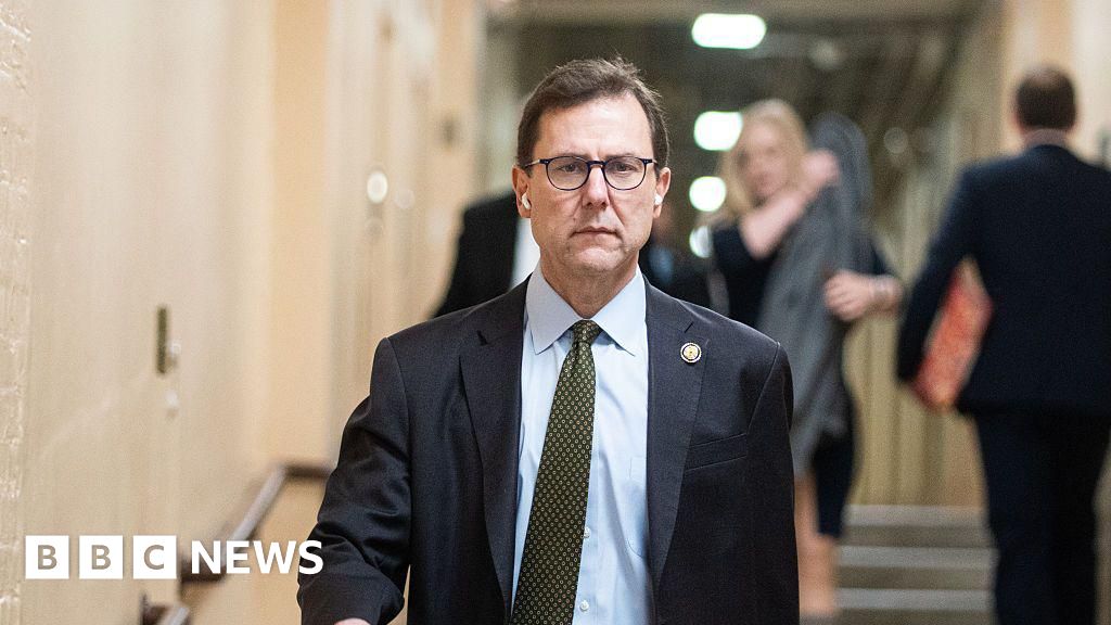 Trump’s endorsement of ‘missing’ Tom Kean Jr raises more questions than votes